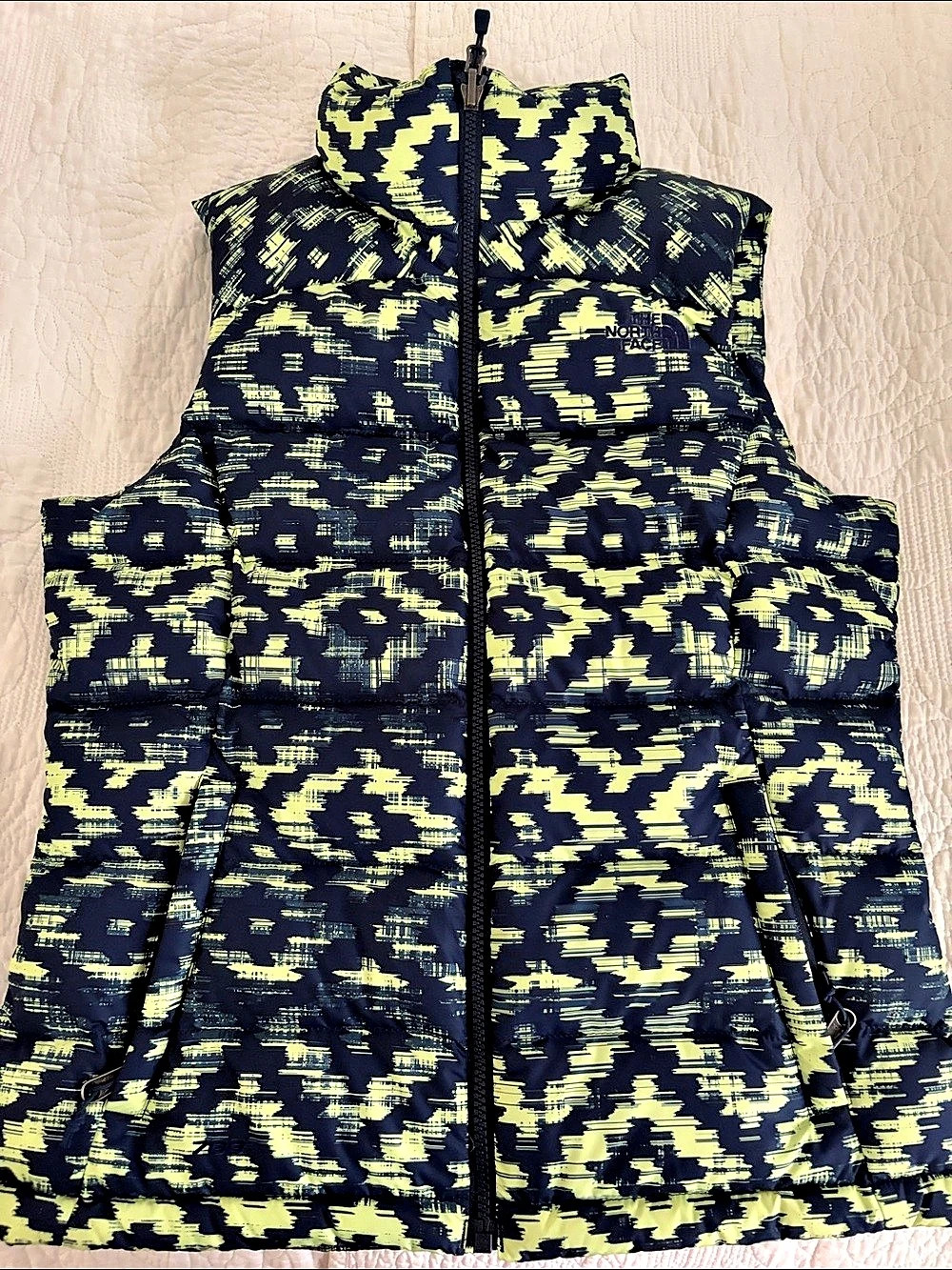 The North Face Women's Abstract Puffer Vest Small Like New